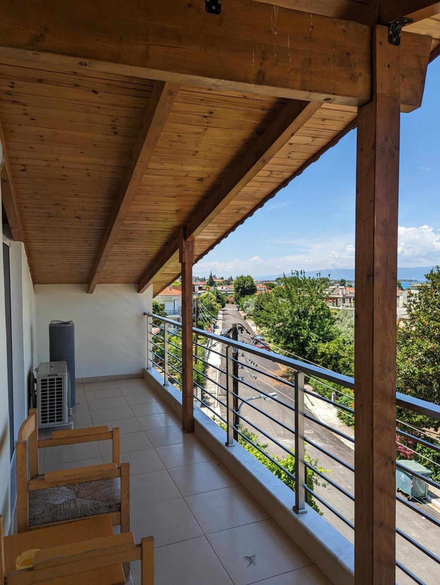 Samaras Apartments In Камена Вурла Екстериор снимка